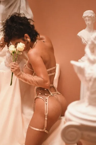 Live sex webcam photo for LeilaLeduc #4085632