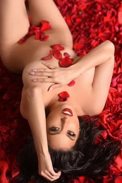 Live sex webcam photo for LeilaLeduc #4085557