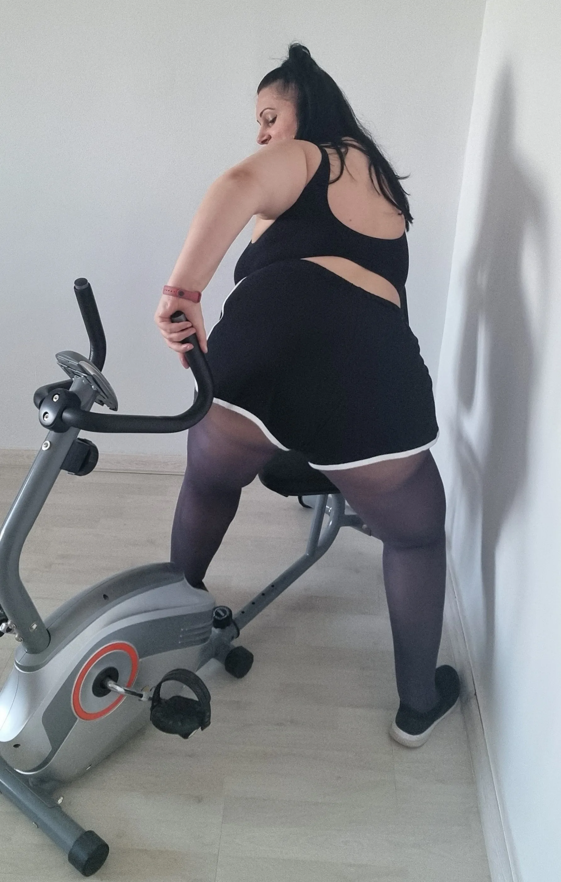 Live sex webcam photo for LolipopLorena #7145356