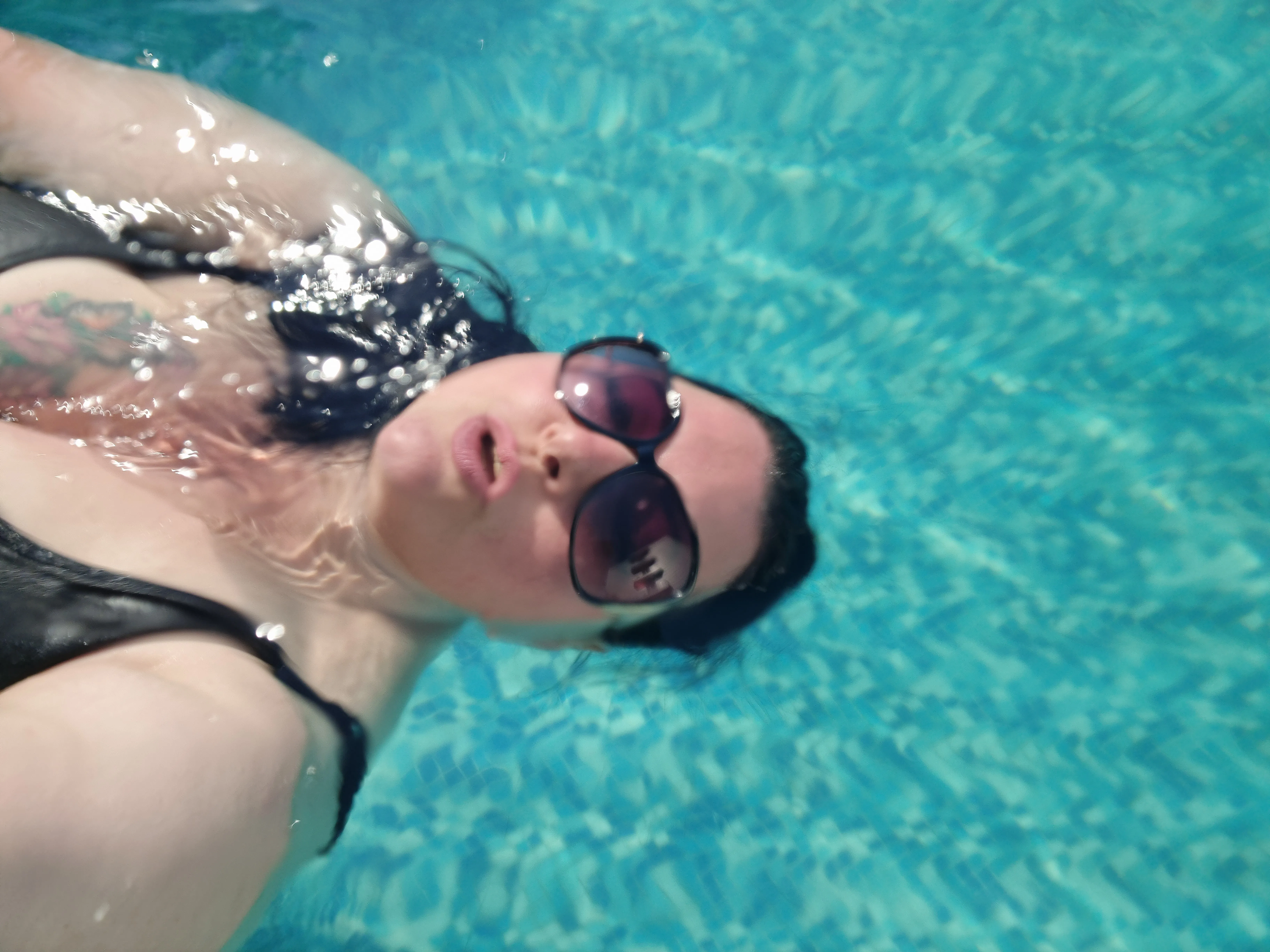 Live sex webcam photo for LolipopLorena #7145350