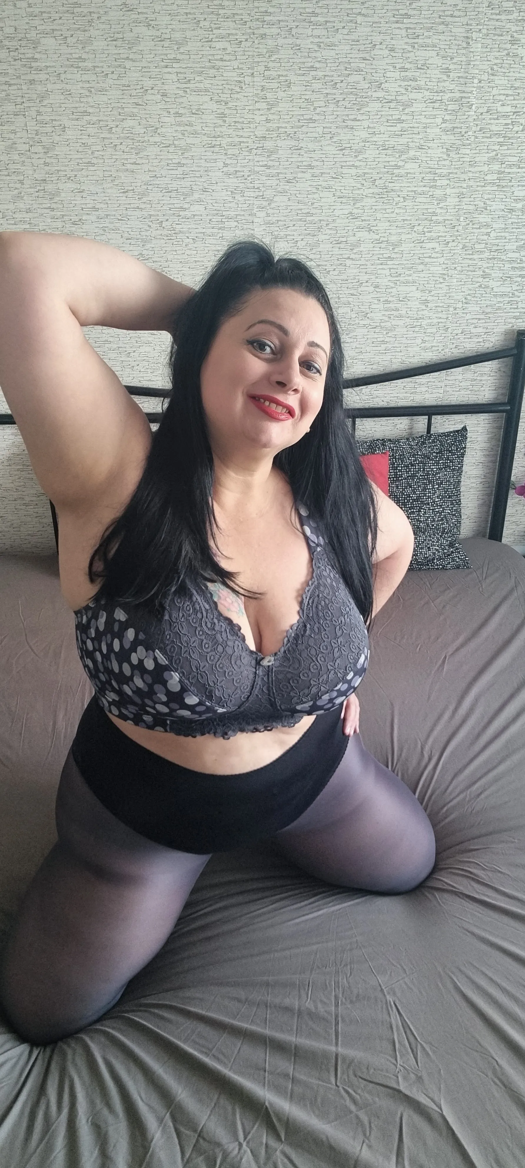 Live sex webcam photo for LolipopLorena #7145376