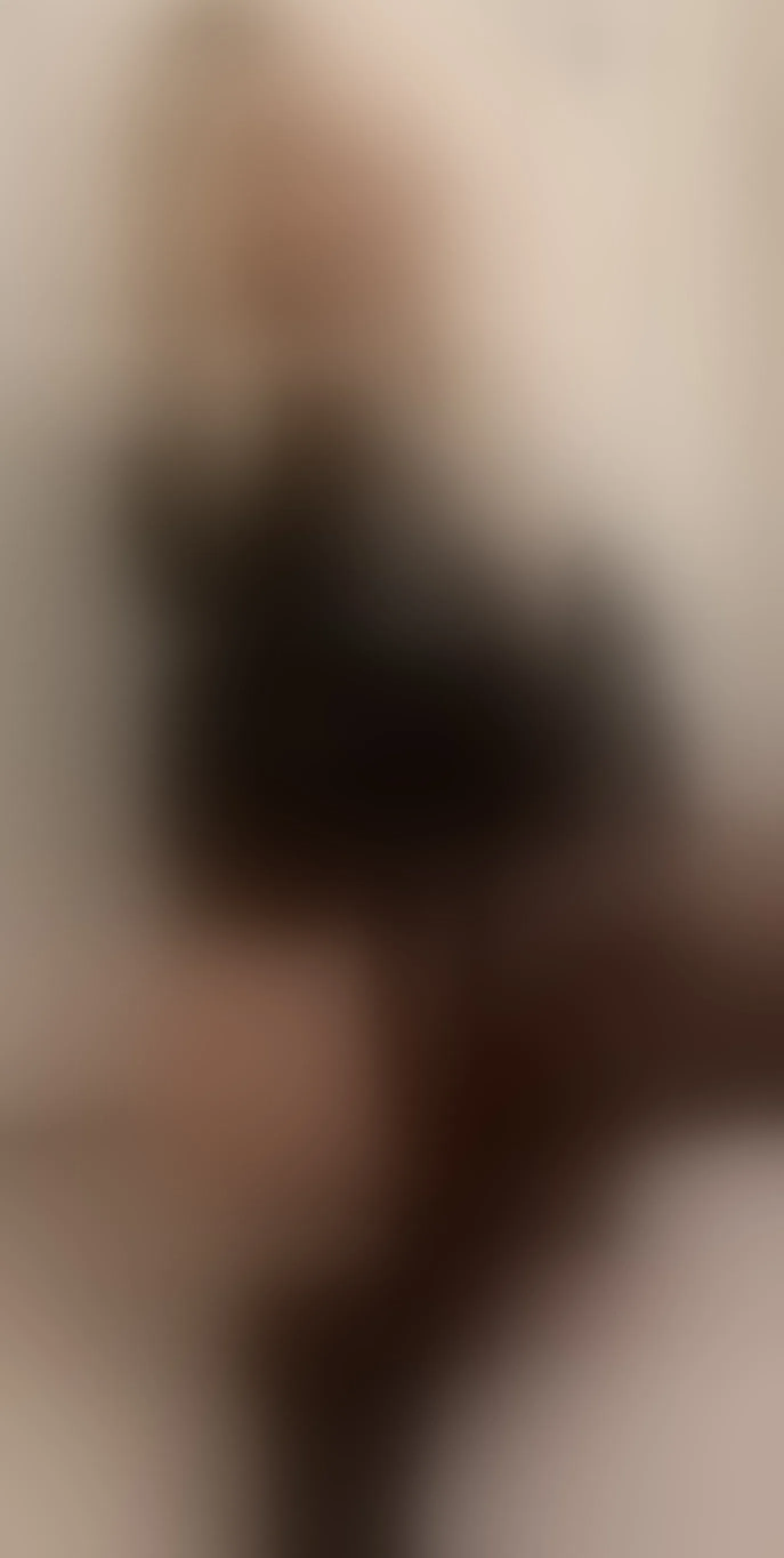 Live sex webcam photo for GORGEOUSLUAN #8340352