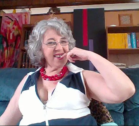 Live sex webcam photo for MoonGoddess62 #2537185