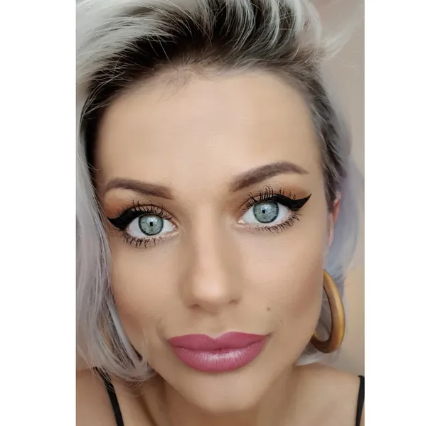 Live sex webcam photo for SarraFoxx #2255682