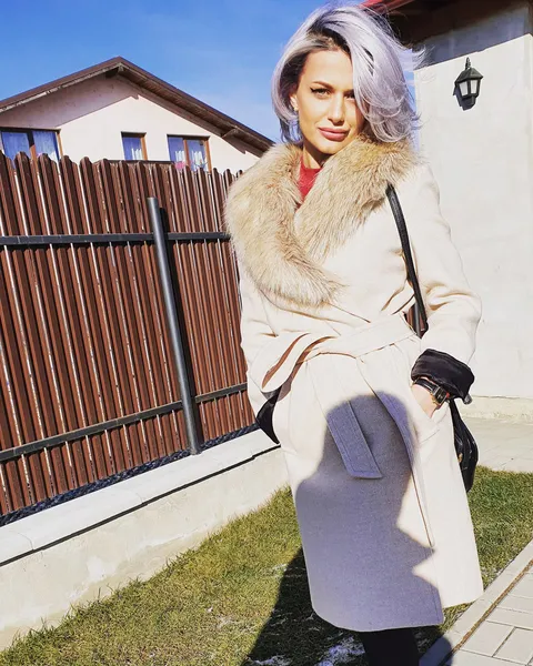 Live sex webcam photo for SarraFoxx #2255706