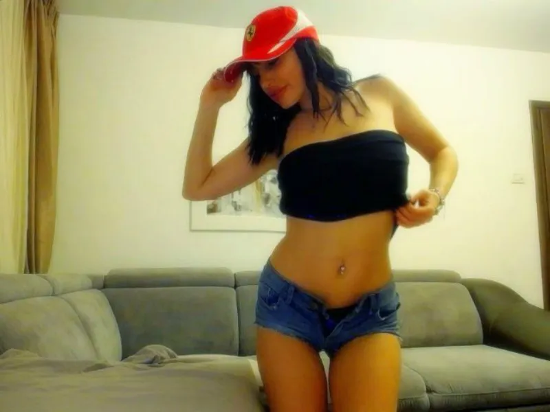 Live sex webcam photo for BlueAbby #7345944