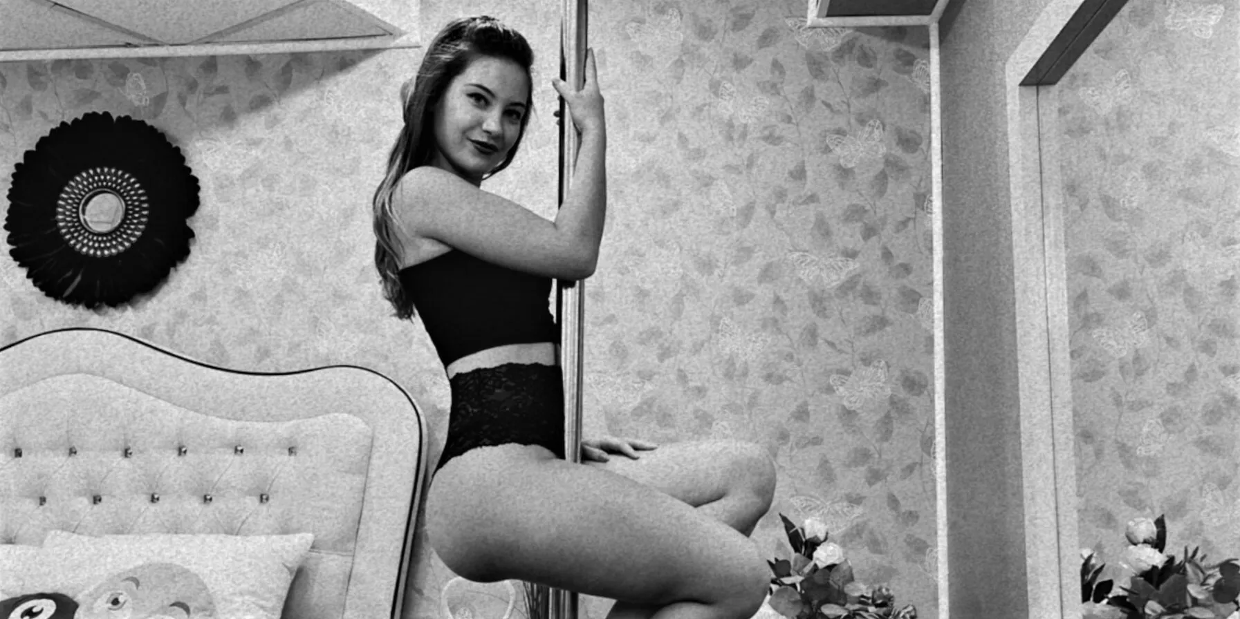 Live sex webcam photo for AnnieRose #7834554