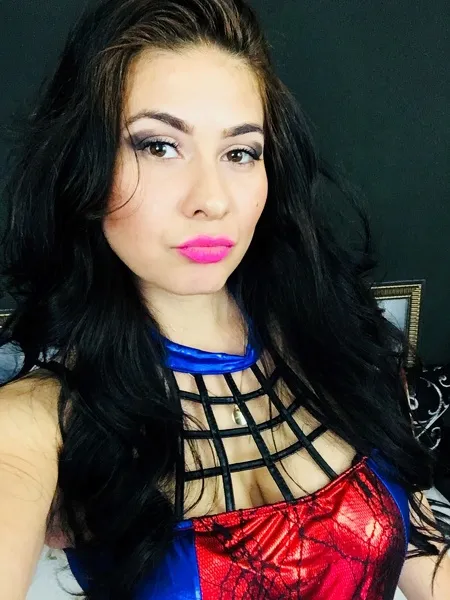 Live sex webcam photo for KellyWildTS #1867503