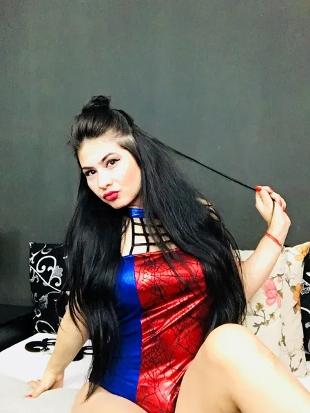 Live sex webcam photo for KellyWildTS #1867502