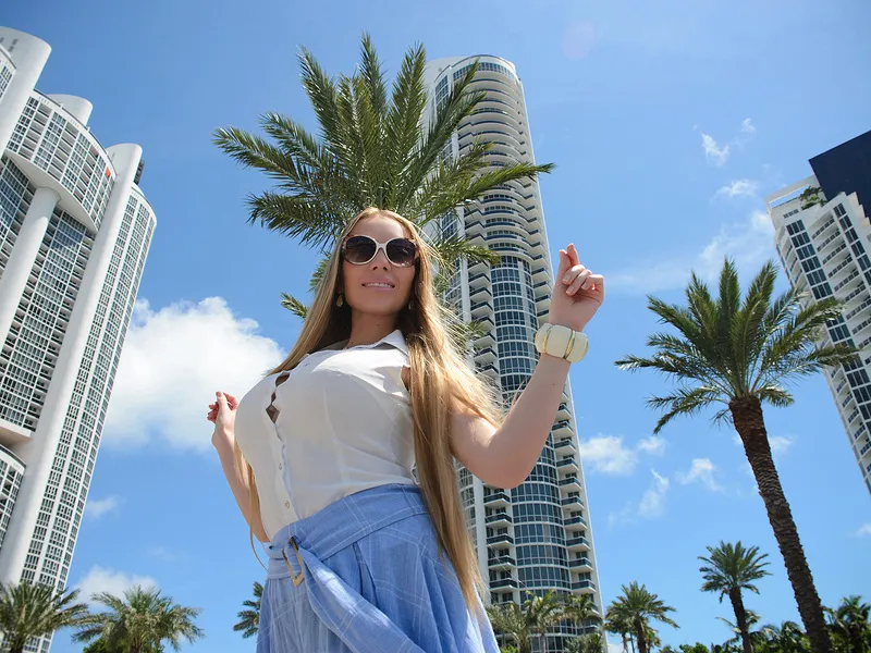 Live sex webcam photo for LisaKlark #7813145