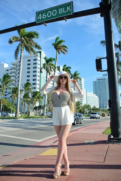 Live sex webcam photo for LisaKlark #7813126