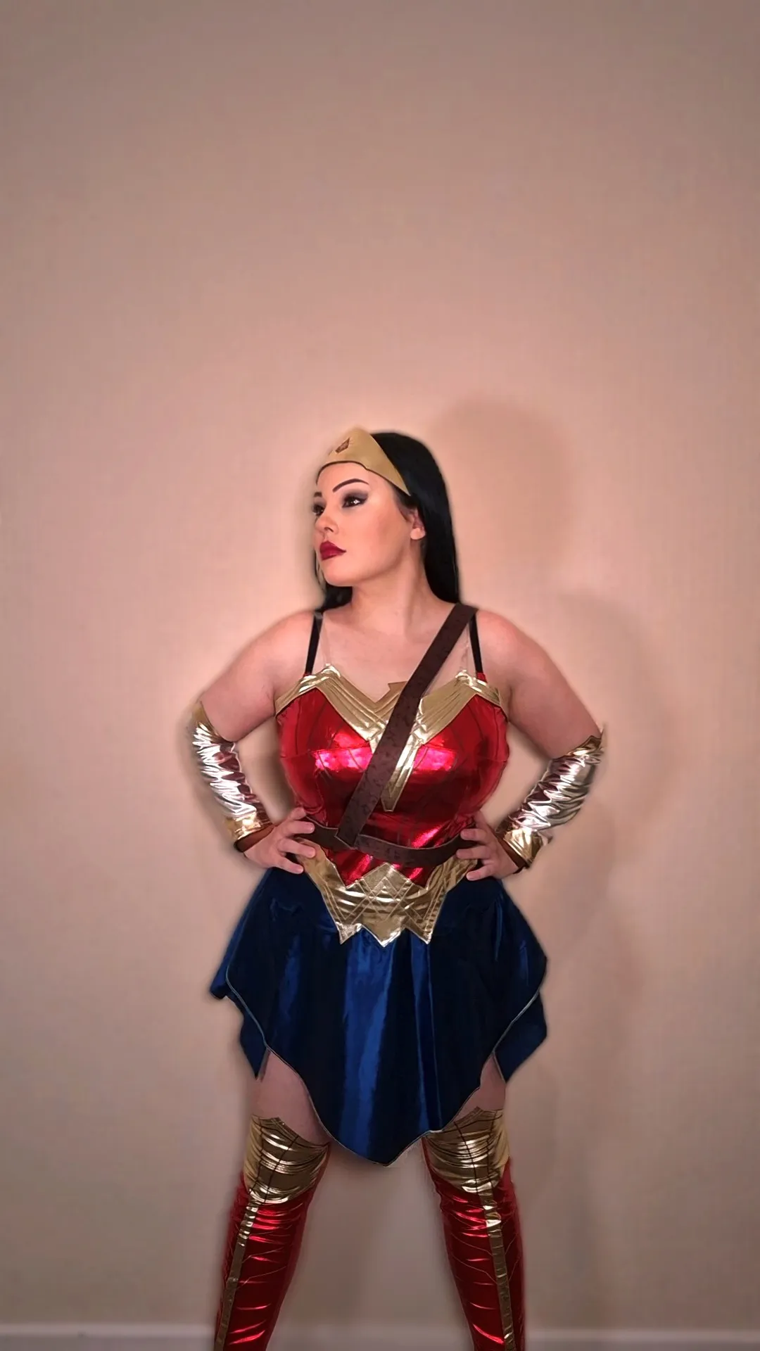 Live sex webcam photo for LACEYLOOXXXX #7310566