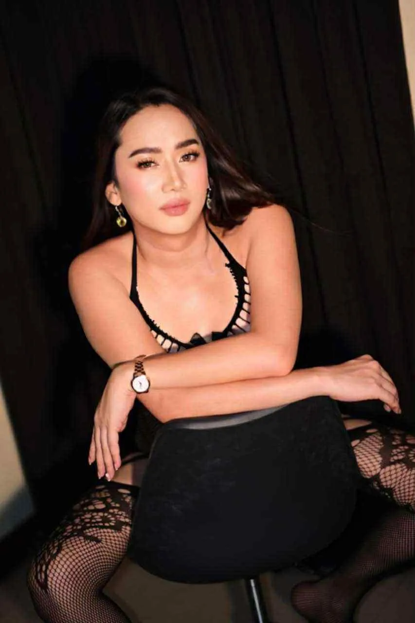 Live sex webcam photo for camileSexy22 #7805188
