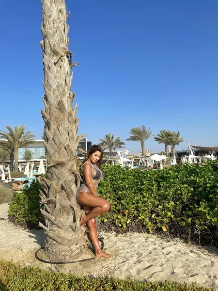 Live sex webcam photo for AylinSkyX #2217372