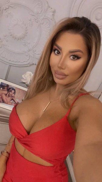 Live sex webcam photo for AylinSkyX #2280225