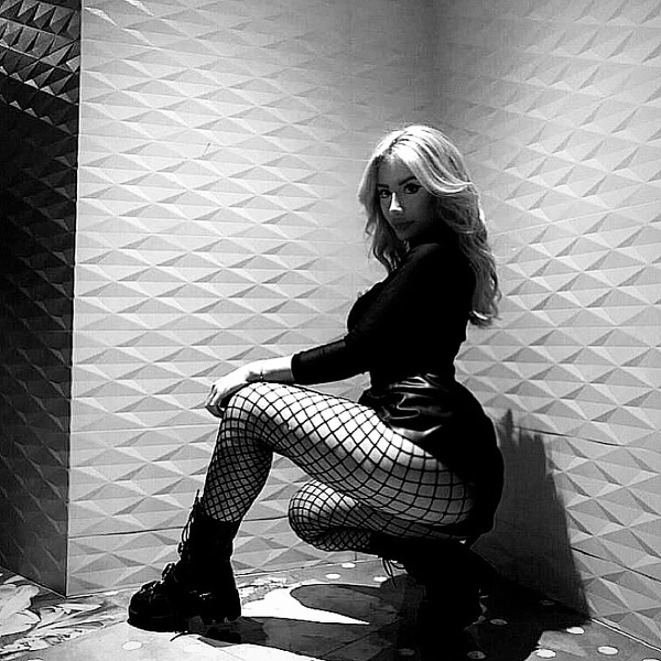 Live sex webcam photo for AylinSkyX #1850602