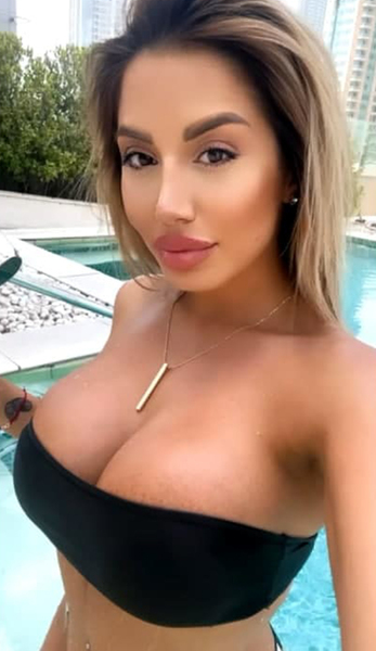 Live sex webcam photo for AylinSkyX #2252364