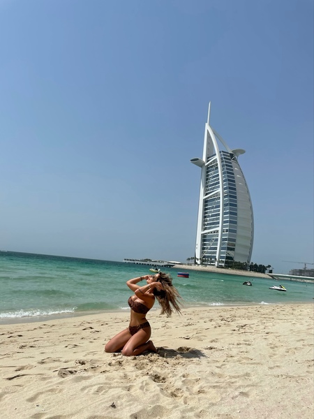 Live sex webcam photo for AylinSkyX #2333412