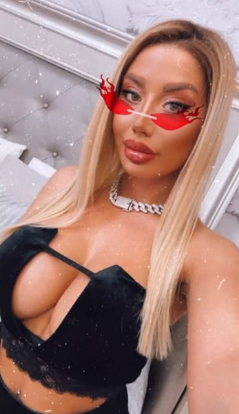 Live sex webcam photo for AylinSkyX #2252365