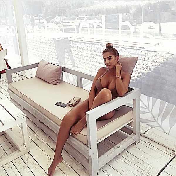 Live sex webcam photo for AylinSkyX #1850416