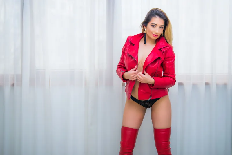 Live sex webcam photo for AmishHill #7237463