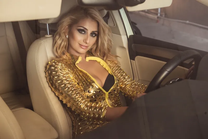 Live sex webcam photo for AmishHill #7237196