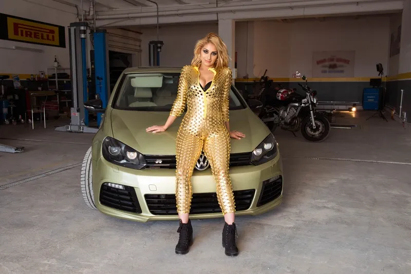 Live sex webcam photo for AmishHill #7237194