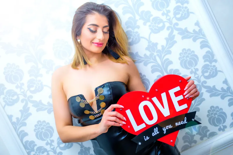 Live sex webcam photo for AmishHill #7237459