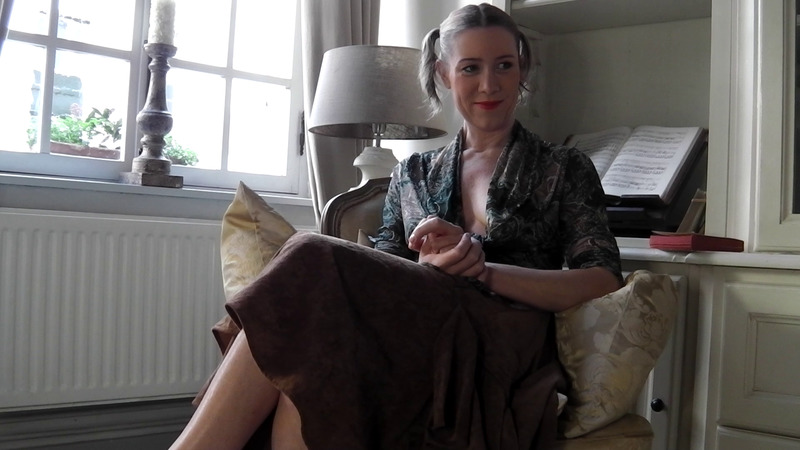 Live sex webcam photo for Lola1981 #1725239