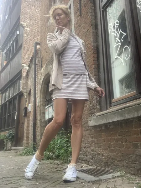 Live sex webcam photo for Lola1981 #5464335