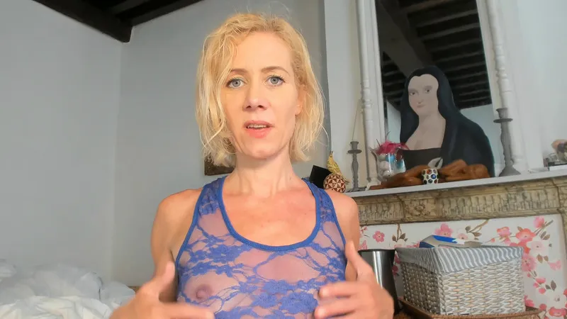 Live sex webcam photo for Lola1981 #3526030