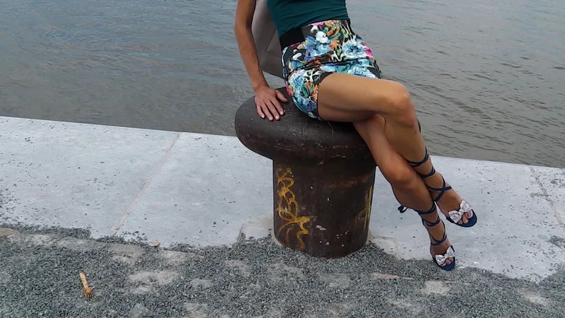 Live sex webcam photo for Lola1981 #3469842