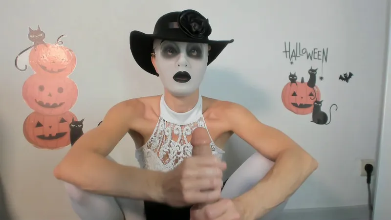 Live sex webcam photo for Lola1981 #2709623