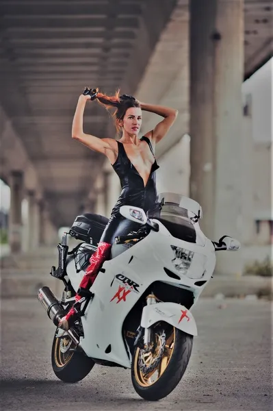 Live sex webcam photo for GirsyBlossom #1868008