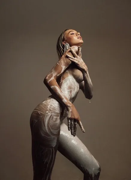 Live sex webcam photo for KristiKross #1743688