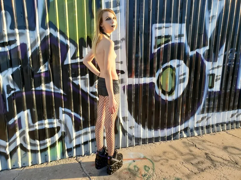 Live sex webcam photo for PrincessSnowAngel #7850678