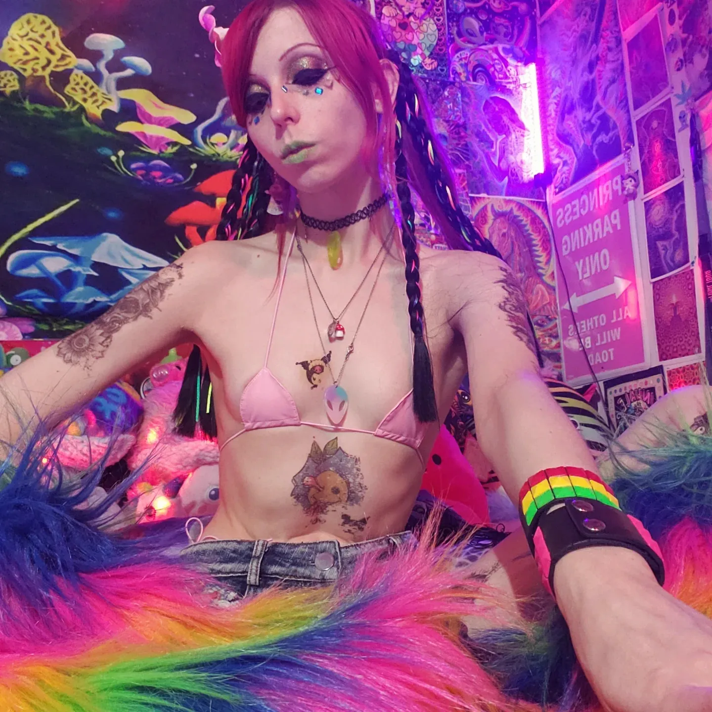 Live sex webcam photo for PrincessSnowAngel #7851556