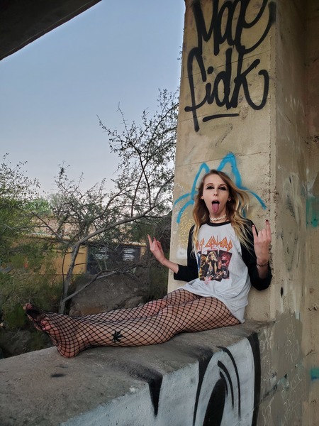 Live sex webcam photo for PrincessSnowAngel #7850521