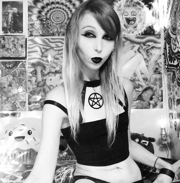 Live sex webcam photo for PrincessSnowAngel #7850762