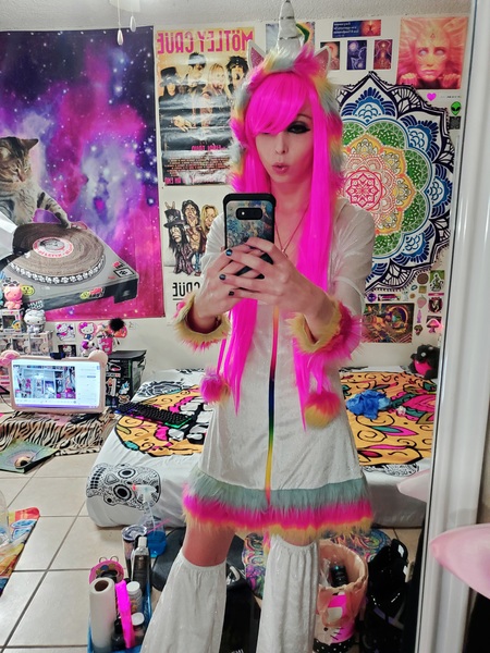 Live sex webcam photo for PrincessSnowAngel #7850756