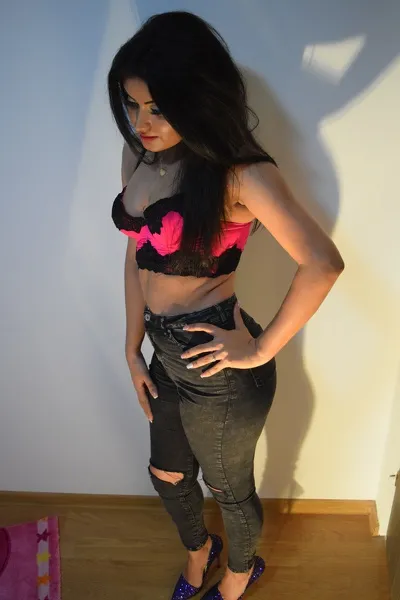 Live sex webcam photo for SweetPrya #8397803