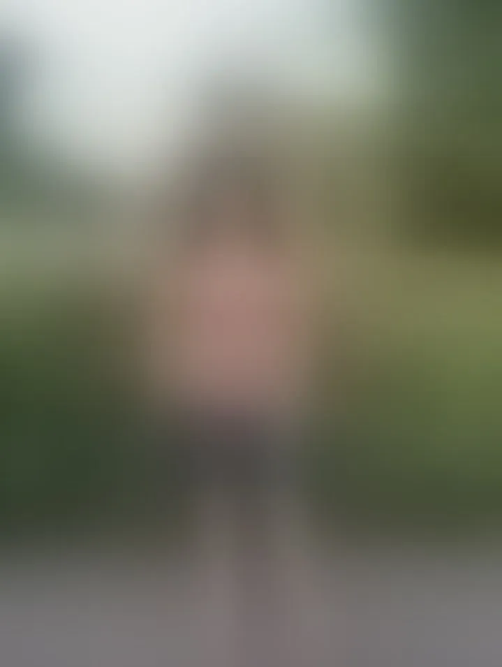 Live sex webcam photo for MatureVivian #8657038