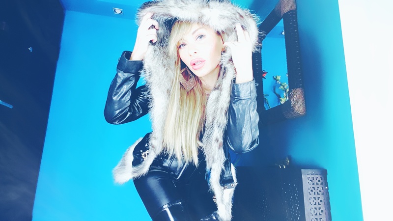 Live sex webcam photo for GiliSky #1950561