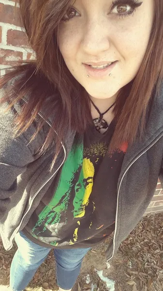 Live sex webcam photo for MeganMeadowz #2024730