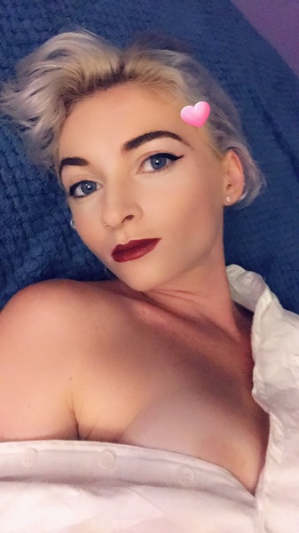 Live sex webcam photo for PetiteJ35591 #1818654