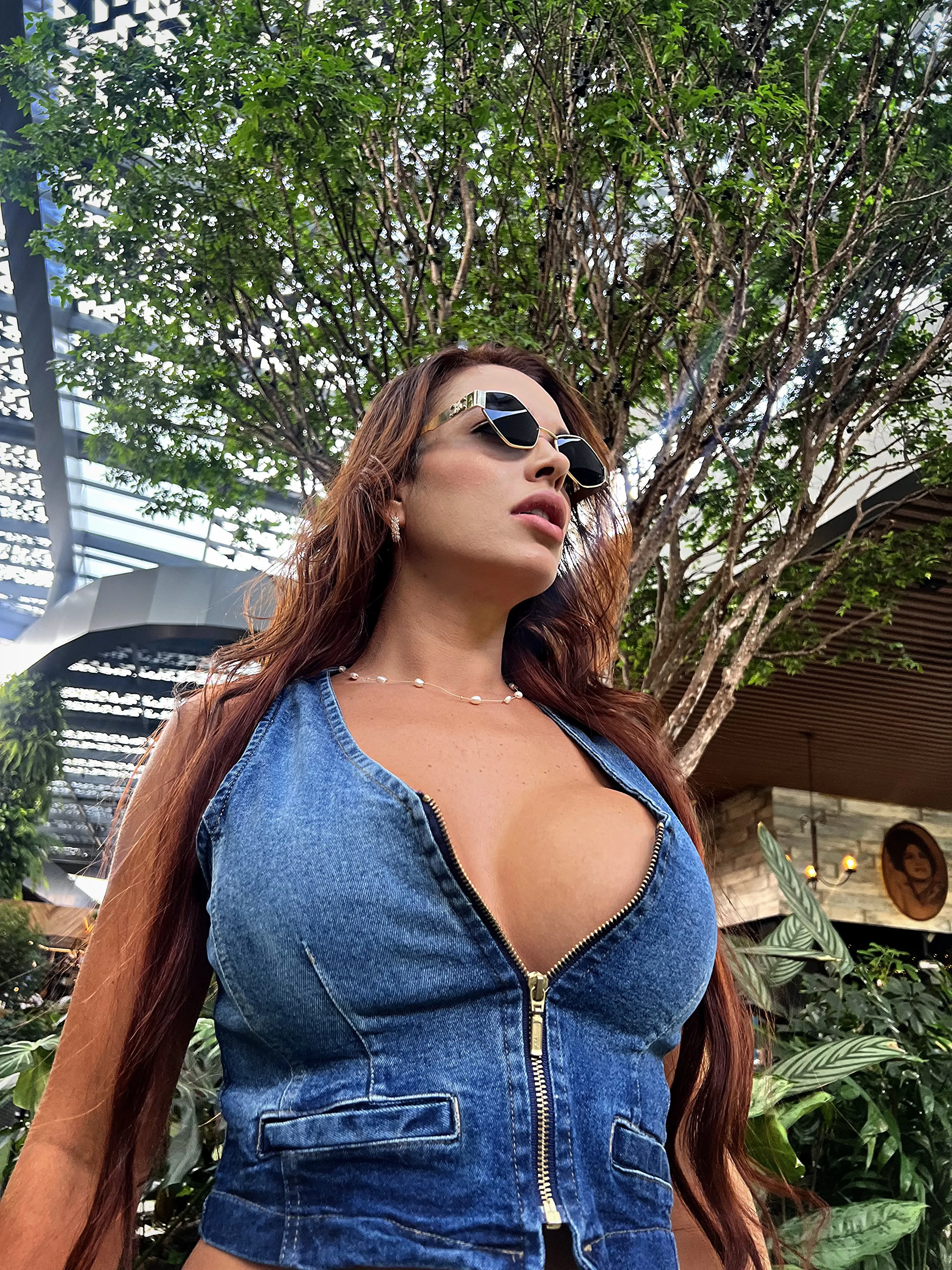 Live sex webcam photo for AnnieConnors #7959431