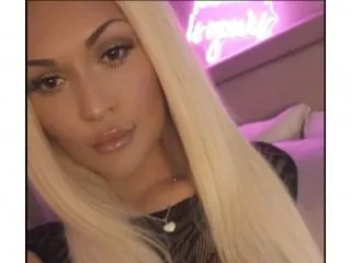 Live sex webcam photo for NatashaBangs #6259953