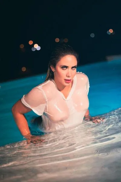 Live sex webcam photo for Sophie_Kennedy #2421560