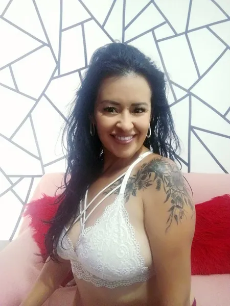 Live sex webcam photo for MorenaArdiente #8400707