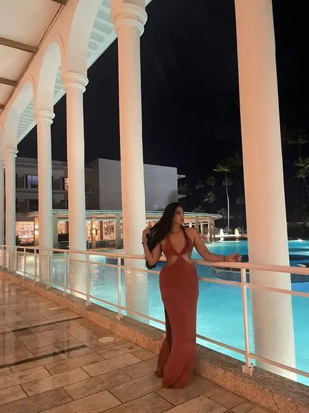 Live sex webcam photo for AllishaCoral #7398603